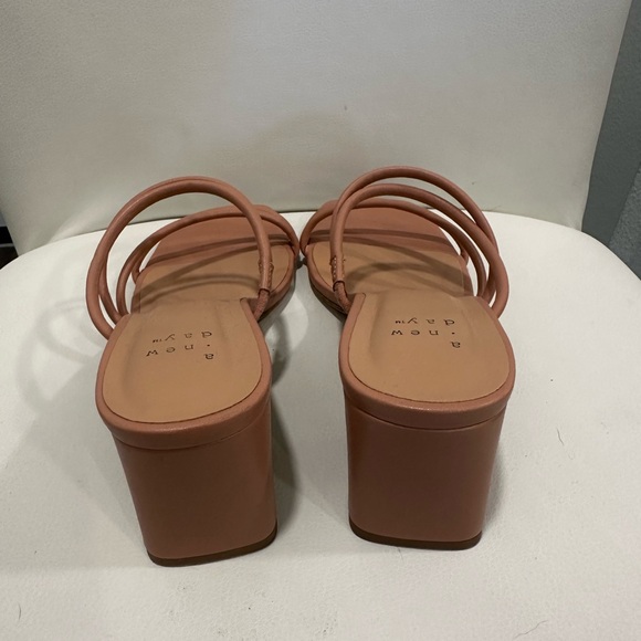 A New Day Women's Brown Strappy Block Heels - Picture 5 of 6